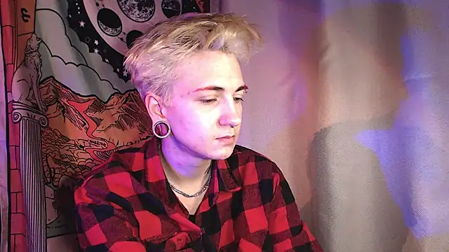 ray-taylorrr online show from March 28, 5:56 pm