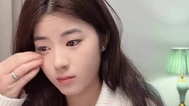 Nicole20266 online show from March 17, 10:19 am