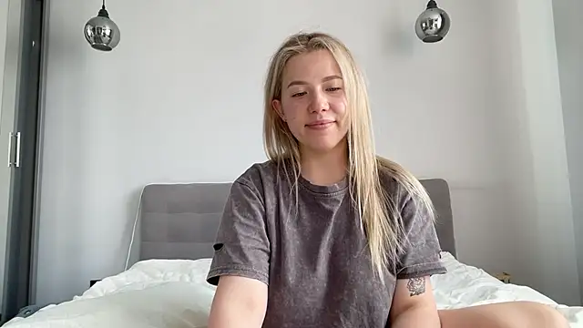 alyrasun online show from July 28, 3:21 pm