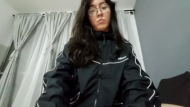 MiiaCullens online show from July 14, 2:27 am