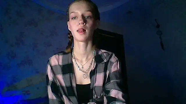 Chrissy Joyful online show from April 10, 5:02 am