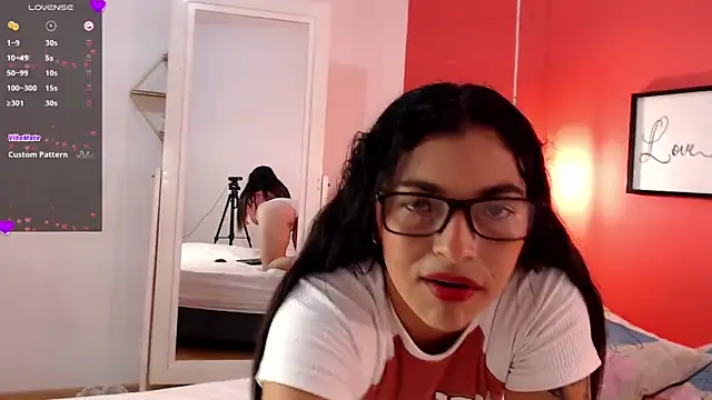 valentinadiamondp online show from March 17, 8:46 pm