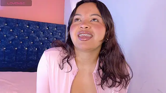 Catalinaa01 online show from July 17, 1:26 pm
