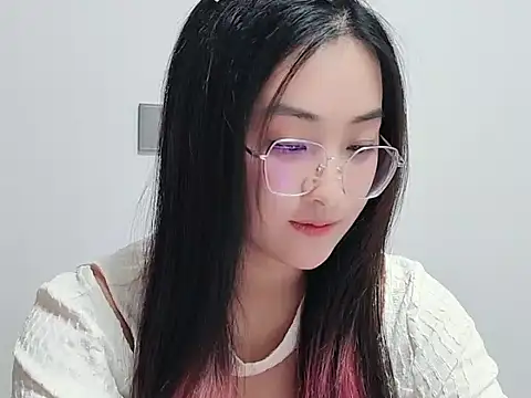 kitty-mm online show from March 15, 5:53 am