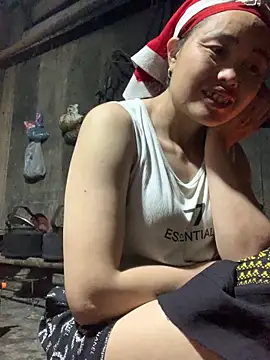 ten-girl-2k5 online show from March 18, 1:05 pm