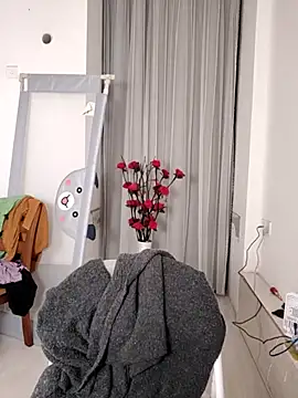 nini10052026 online show from March 14, 8:54 pm