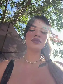 RaniaSnow online show from July 17, 5:34 am