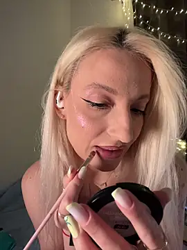 EllaCharm  online show from March 15, 5:26 pm