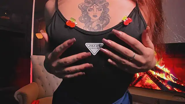 Popteasegirlss online show from March 11, 9:28 pm