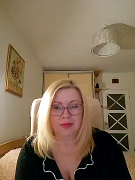 JanieLight53 online show from March 26, 9:16 pm