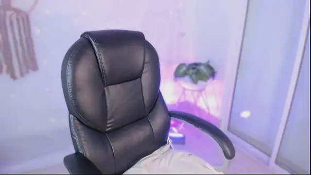  Riley Reid  online show from March 13, 12:50 pm