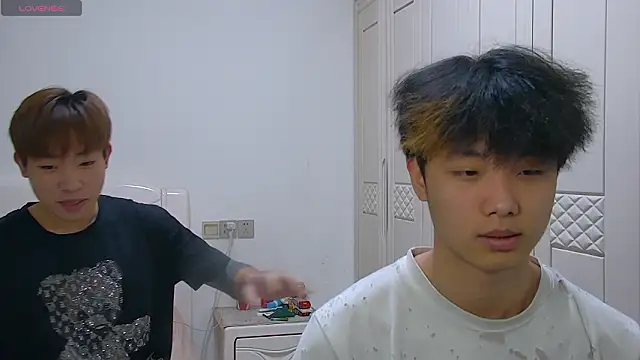 Similu-001 online show from March 21, 10:20 am