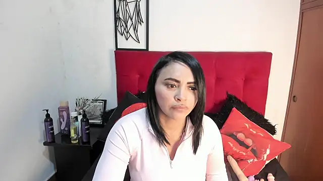 EstrellaSmmith online show from July 22, 8:43 pm
