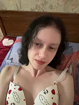 AmanitaXXX69 online show from June 27, 9:10 am