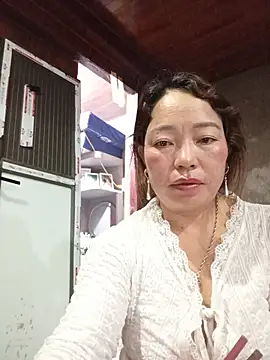 Yellow-pink online show from July 28, 10:46 am