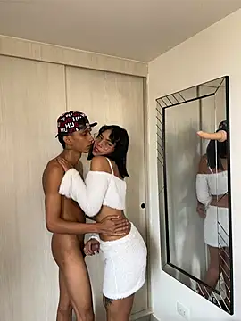 Wild lovers  online show from July 11, 7:36 pm