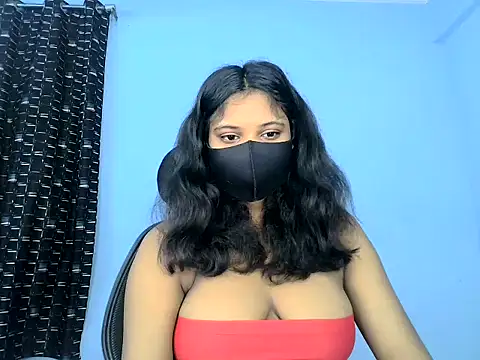KASHISH SINGH  online show from July 14, 3:06 pm