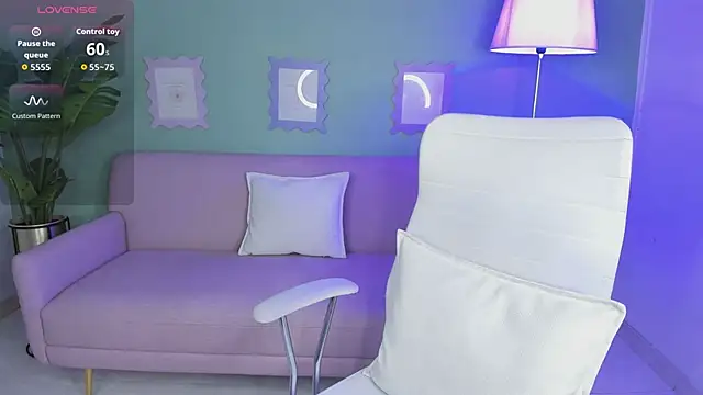 alma violet online show from March 18, 11:53 pm