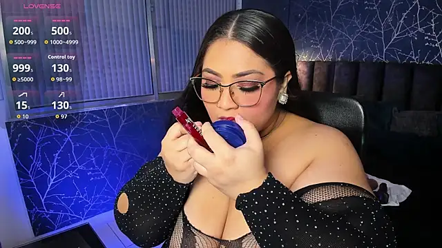 Charlottxl online show from August 5, 3:46 am