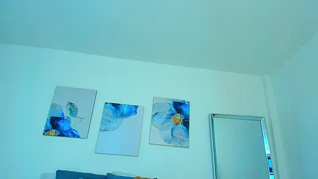 Violet  Rouse  online show from March 12, 9:17 pm