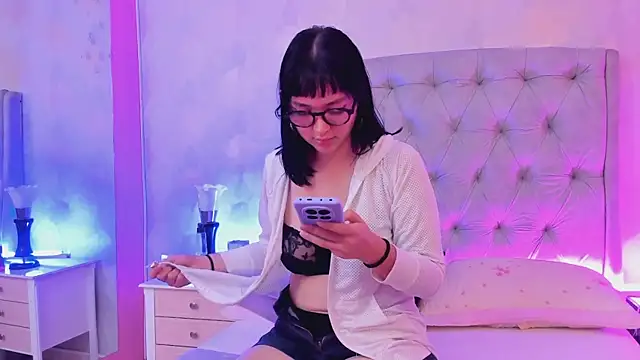 LilithBluum online show from July 11, 5:13 pm