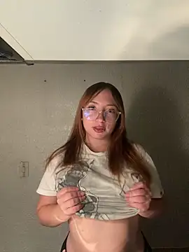 Milaac  online show from March 14, 4:02 am