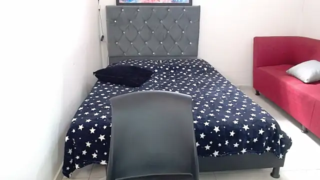 candymorena69 online show from June 4, 6:34 pm