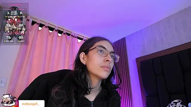Molly A online show from June 26, 3:02 pm