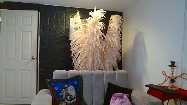 chanel bitch1609 online show from March 10, 6:45 pm