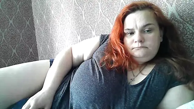 DollyGersonn online show from May 2, 7:11 am