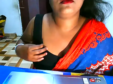 IamRiva online show from March 18, 10:48 pm