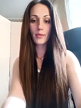 LunaCrystall online show from April 24, 3:37 pm