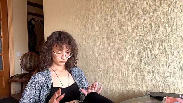 AngelesRavetto online show from March 12, 8:39 am