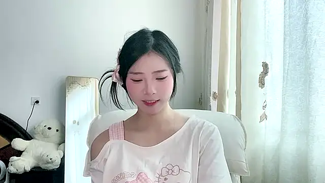 yiyibaby2026 online show from April 23, 2:52 am