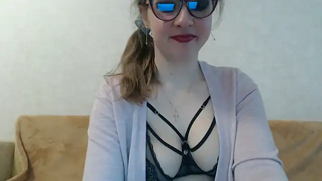 Sabrina7138 online show from March 17, 6:39 am