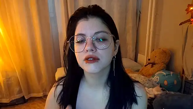 MiaTemptress online show from May 2, 1:47 pm