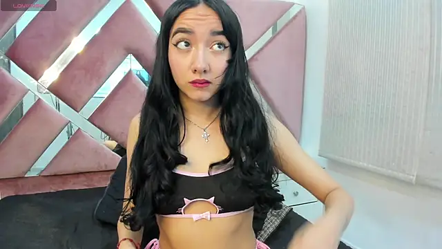 Zoe Evaanss  online show from June 25, 6:53 pm
