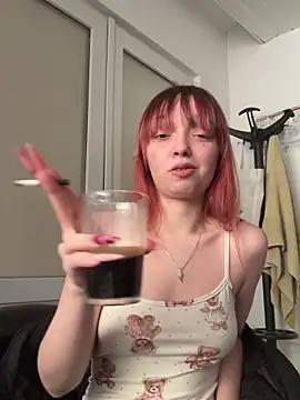 CandyGirl2y online show from March 24, 5:57 am