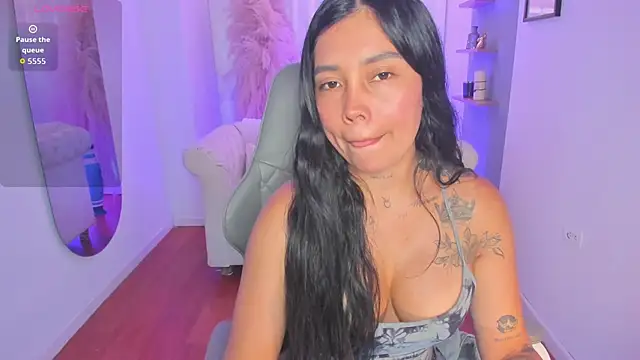 juliieta brown online show from March 14, 7:48 pm