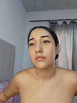 isabellaHill2 online show from July 3, 7:53 pm
