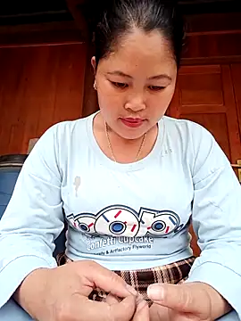 halenka 00 online show from March 17, 7:56 am