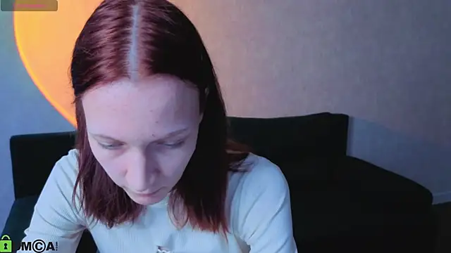 Naomiya-Lee online show from March 17, 9:24 am