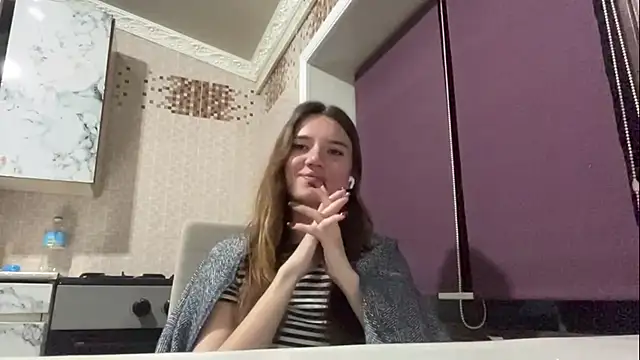 Lili Kilian online show from March 17, 2:32 pm