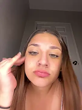 treasurebabii online show from June 27, 3:40 pm
