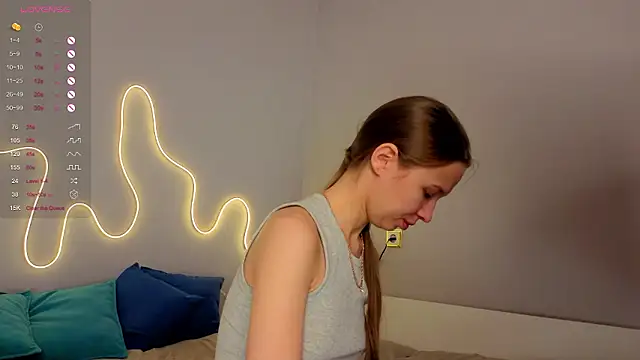 Emma dream  online show from July 10, 1:17 am
