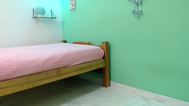 katywild20 online show from March 15, 3:47 pm