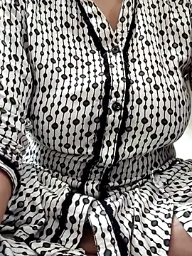 Noor Sexy02 online show from June 25, 11:56 am