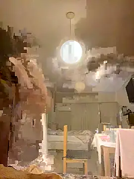 Yes 2102 online show from March 17, 9:35 am