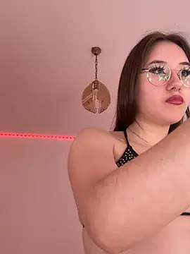 evelynnMiss online show from June 18, 12:32 pm