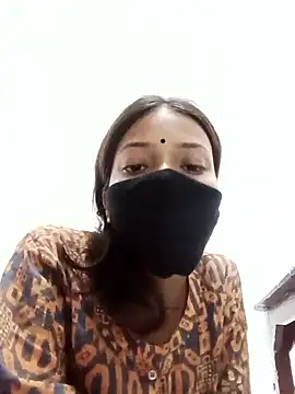 Candyy crushh online show from May 2, 9:18 pm